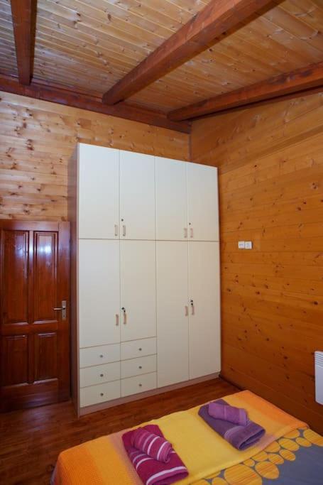 شقة Wooden House In يانينة المظهر الخارجي الصورة