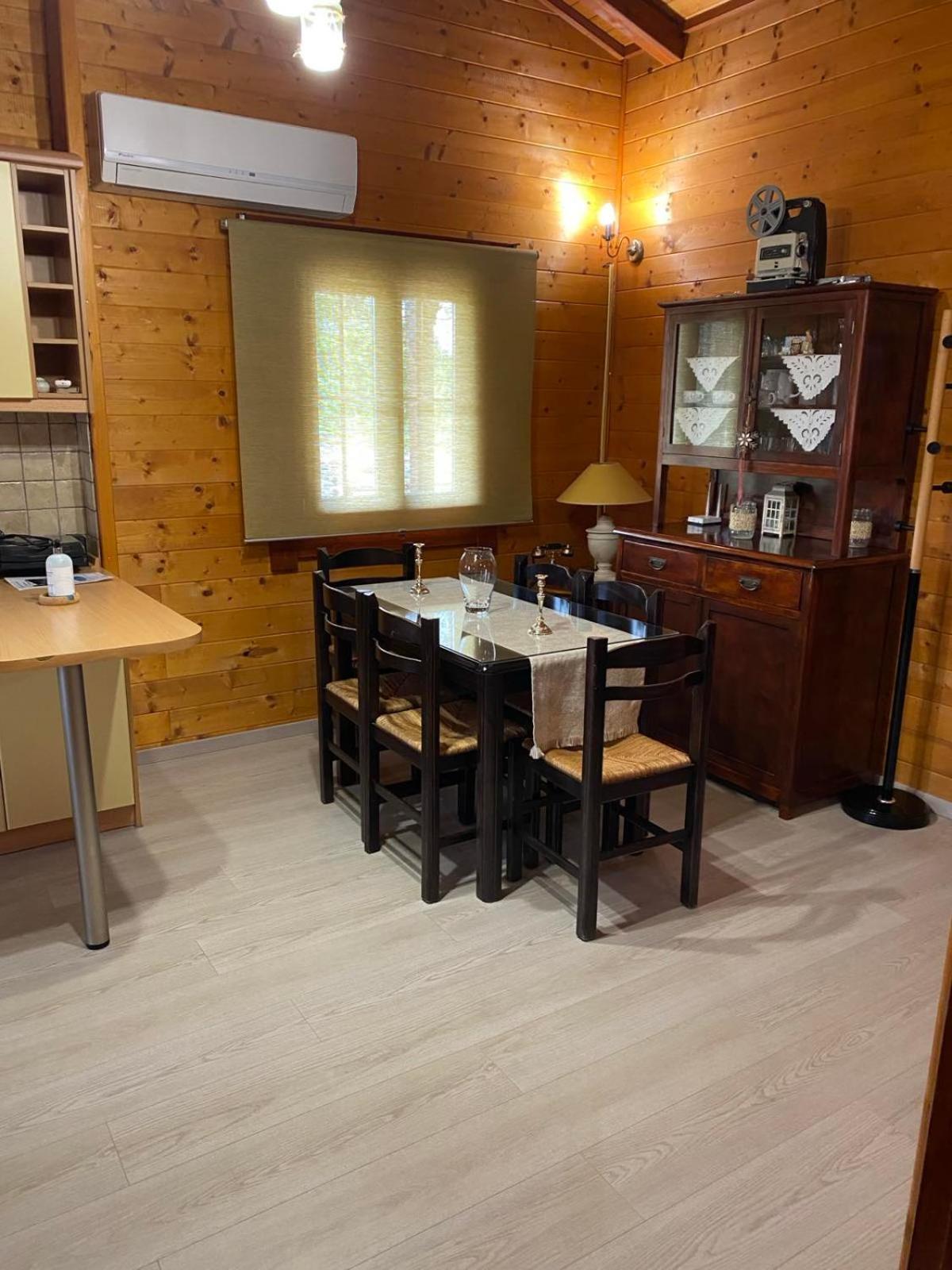 شقة Wooden House In يانينة المظهر الخارجي الصورة