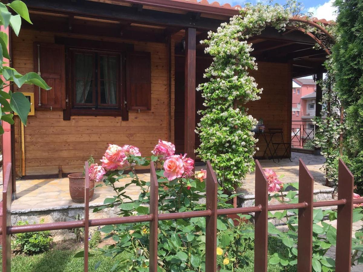 شقة Wooden House In يانينة المظهر الخارجي الصورة