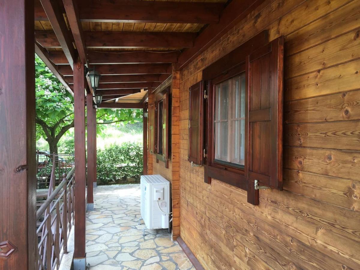 شقة Wooden House In يانينة المظهر الخارجي الصورة